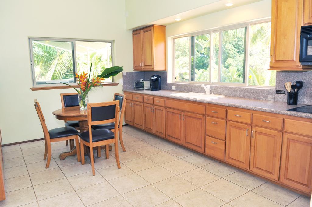 קיהיי Aloha Aku Inn & Suites חדר תמונה
