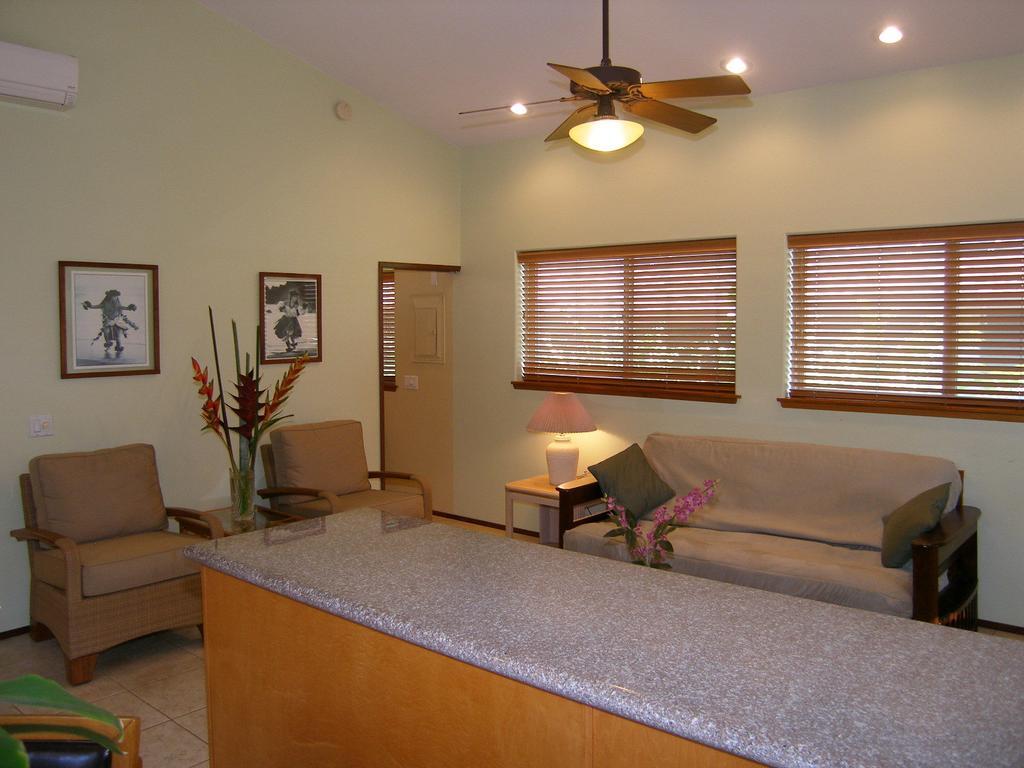 קיהיי Aloha Aku Inn & Suites חדר תמונה