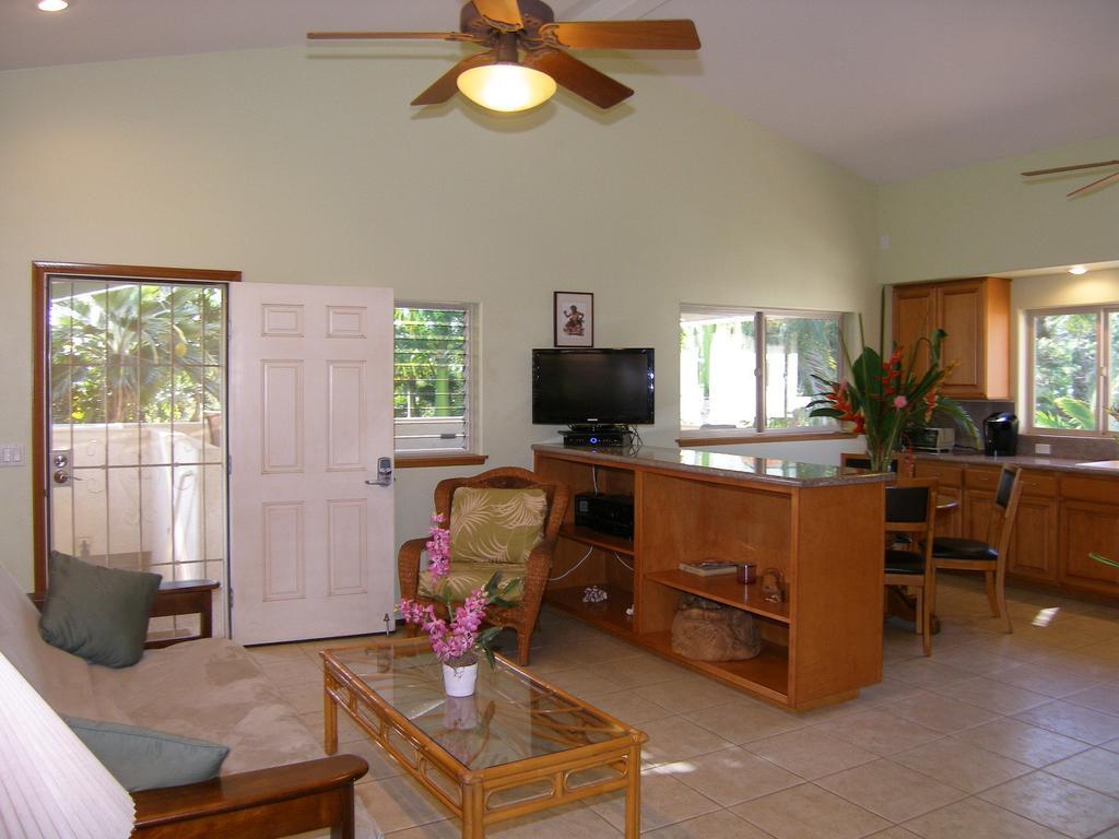 קיהיי Aloha Aku Inn & Suites חדר תמונה