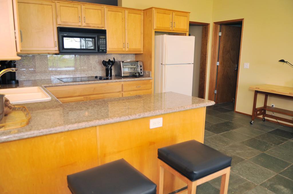 קיהיי Aloha Aku Inn & Suites חדר תמונה